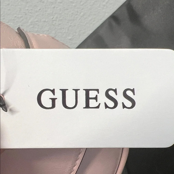 Guess | Blush Pink Shoulder Bag - Picture 3 of 11
